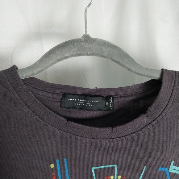 Def Leopard 1988 Hysteria Tour Band T-shirt Junk Food Clothing Distressed XS - Picture 5 of 9